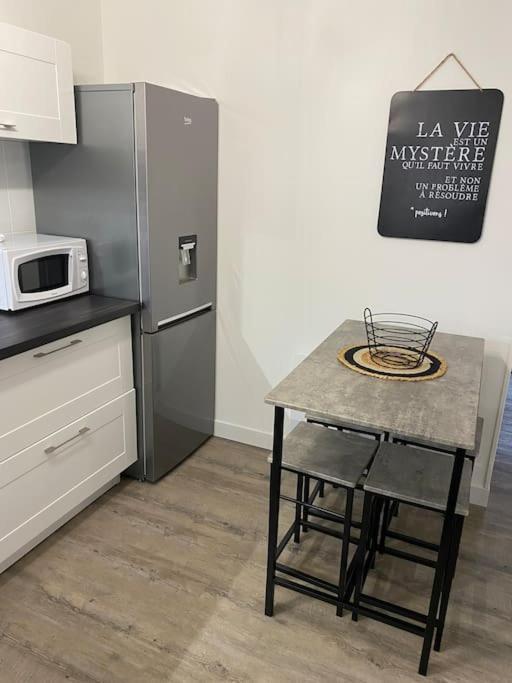 Super Appartement T3 Proche Gare Sens Zewnętrze zdjęcie